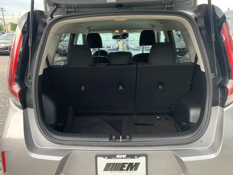 Used 2023 Gray Kia LX Wagon 4D image 43