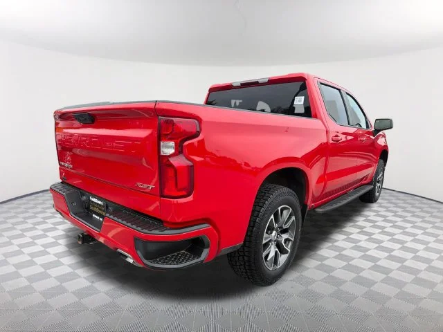 Used 2023 RED HOT Chevrolet RST image 5
