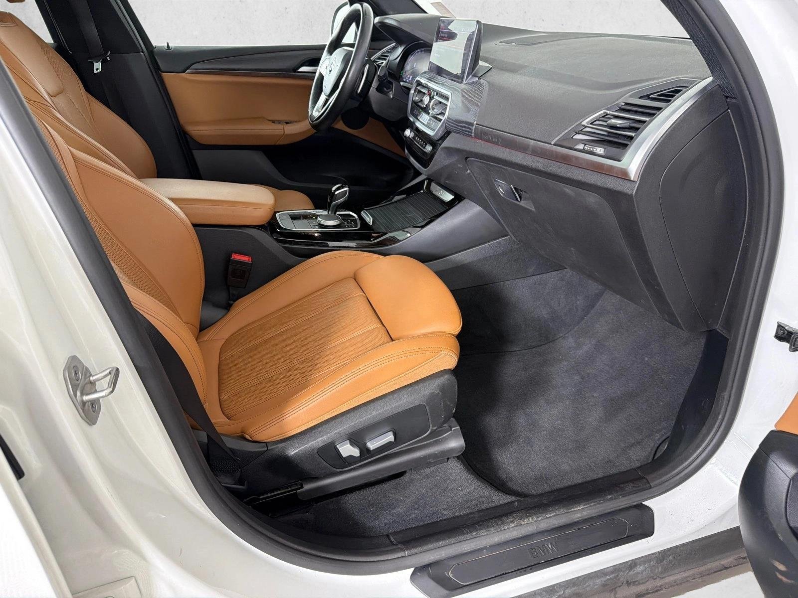 Used 2022 Alpine White BMW sDrive30i image 15
