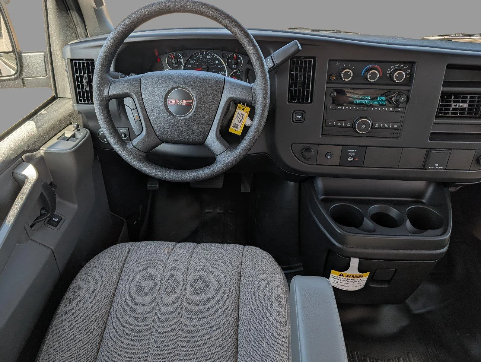 New 2026 Summit White GMC Work Van image 26