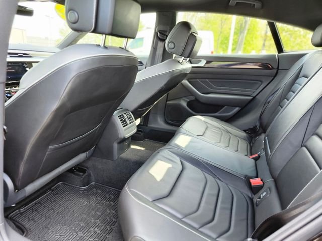 Used 2021 Black Volkswagen 2.0T SEL R-Line image 16
