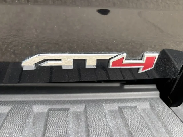 2021 GMC Canyon AT4 - Photo 8