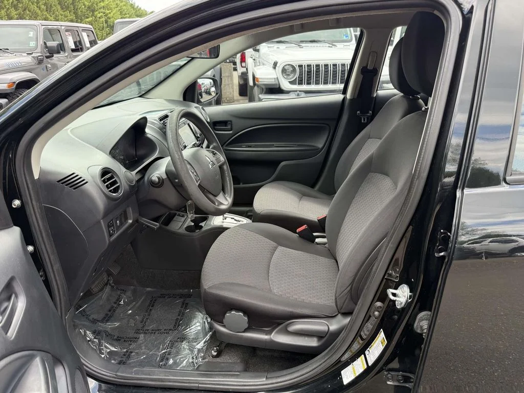 Used 2019 Black Mitsubishi RF image 12