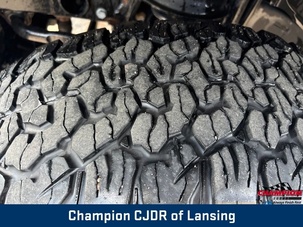 Used 2023 Gray Jeep Rubicon image 36