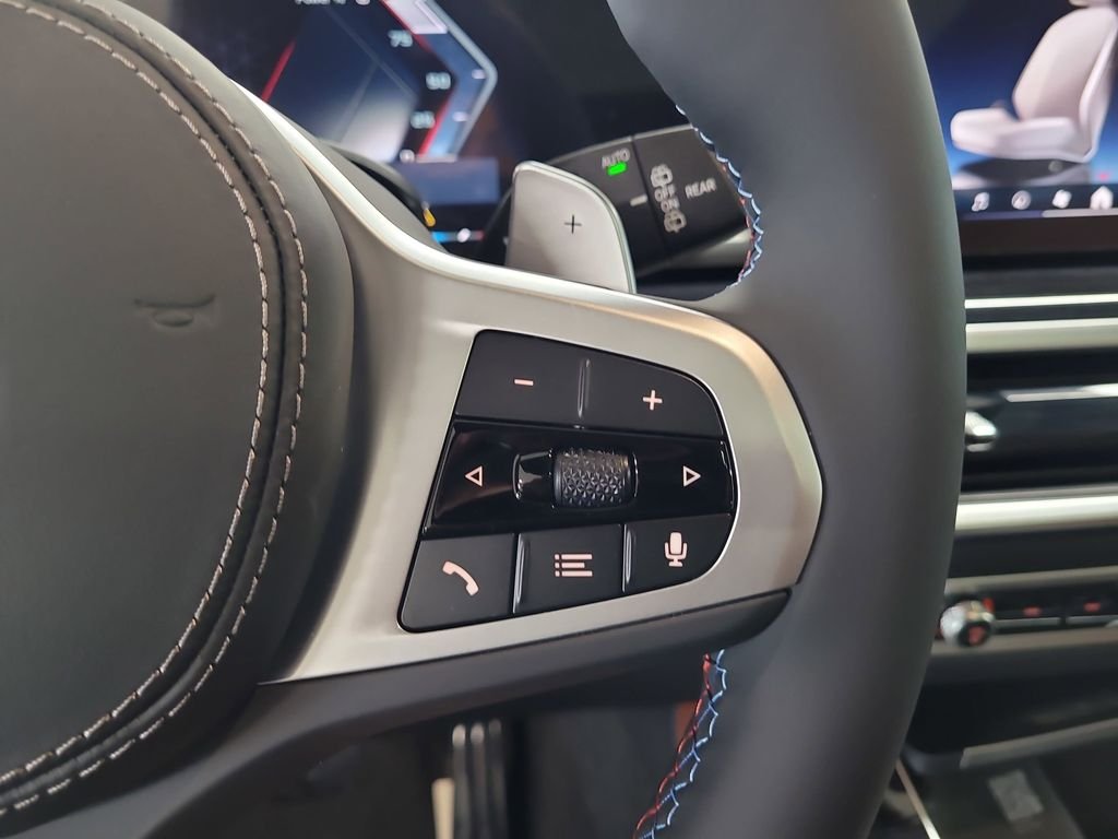 New 2026 Black Sapphire Metallic BMW M60i image 11