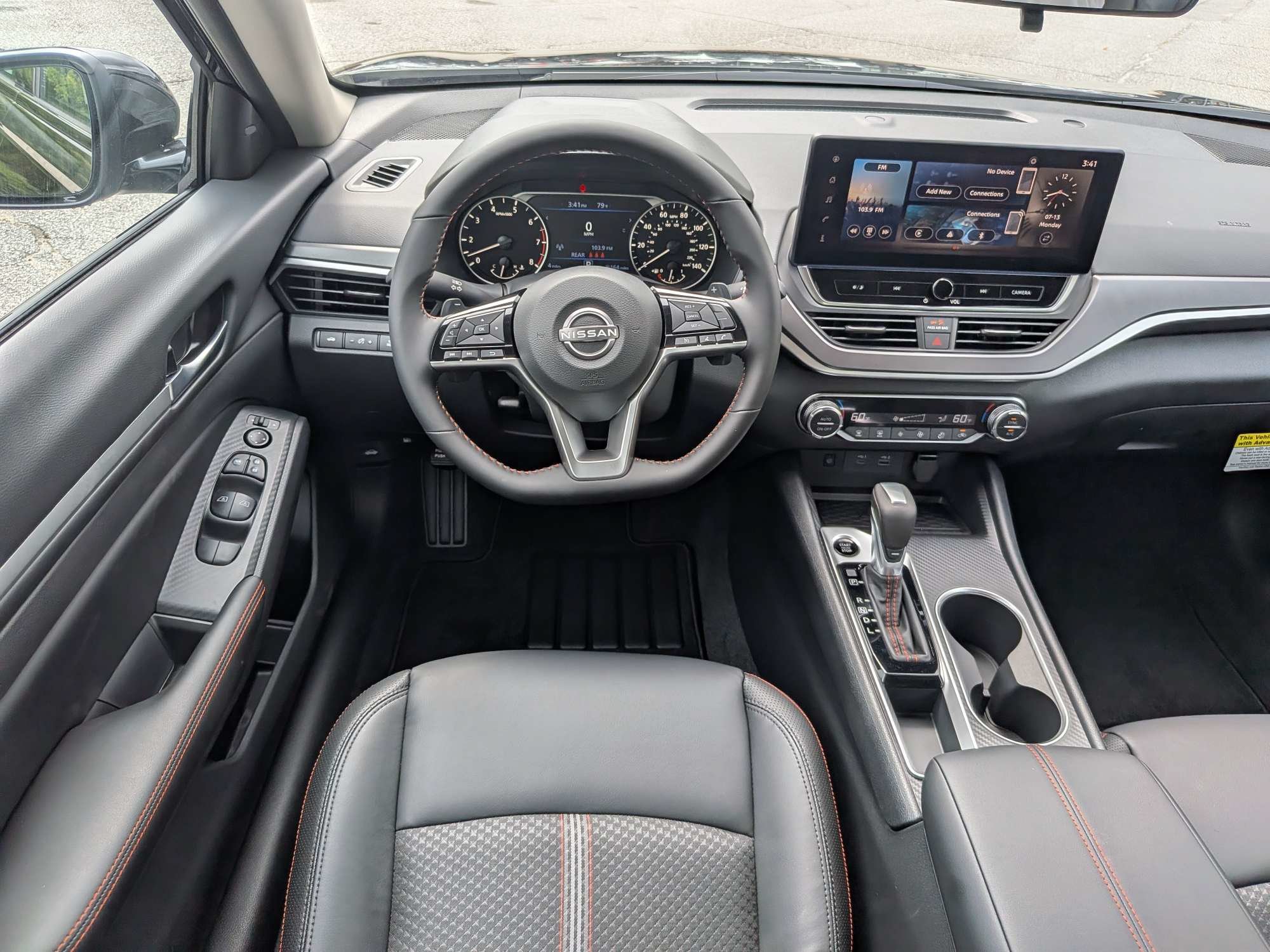 New 2026 Black Nissan 2.5 SR image 13