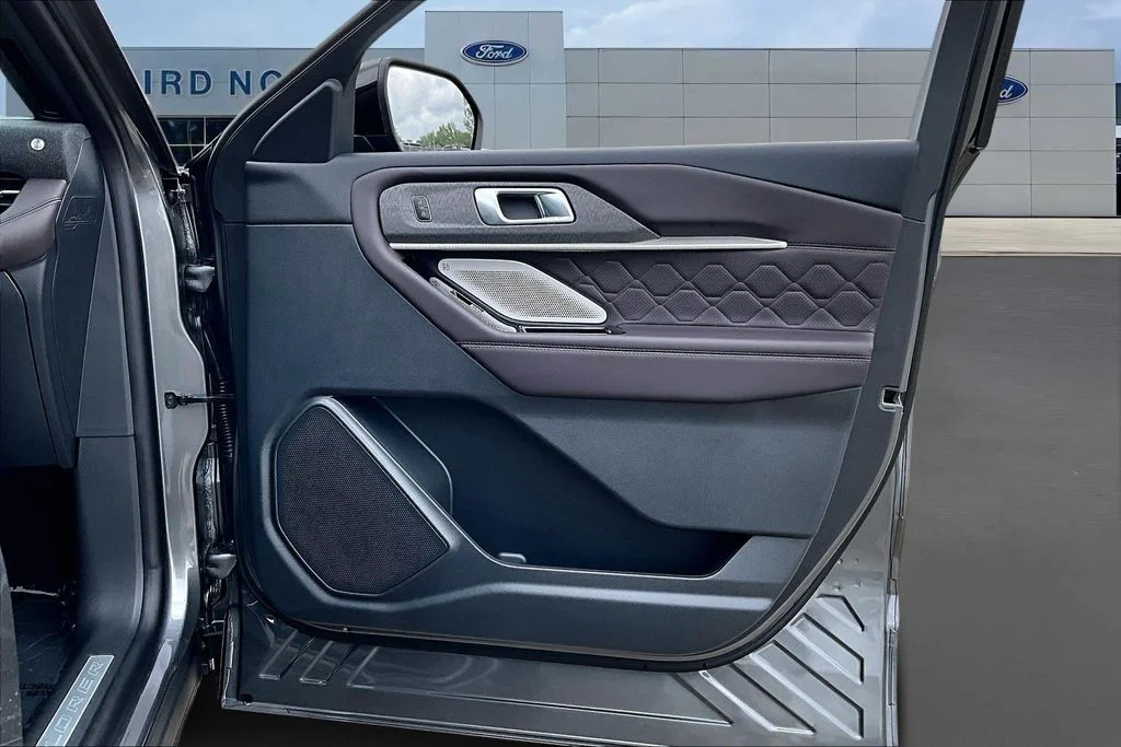New 2026 Gray Ford Platinum™ image 32