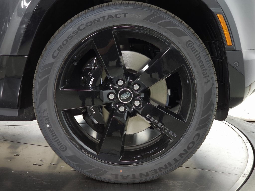 2025 LAND ROVER DEFENDER - Image 10