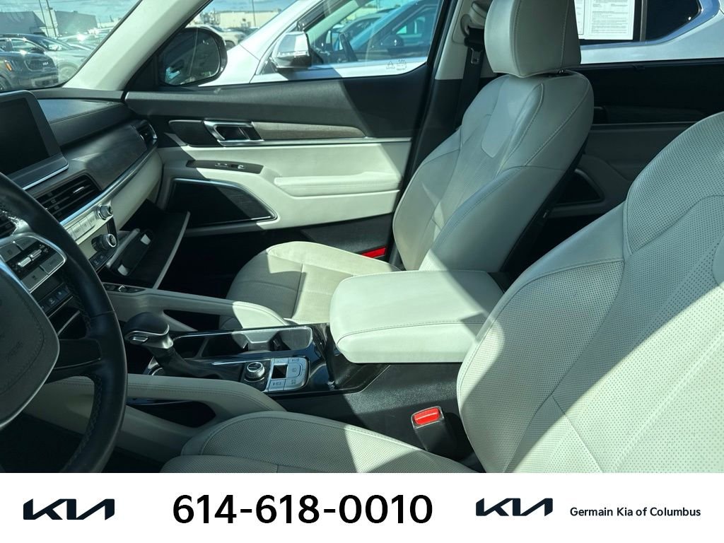 Used 2022 Gray Kia SX image 9