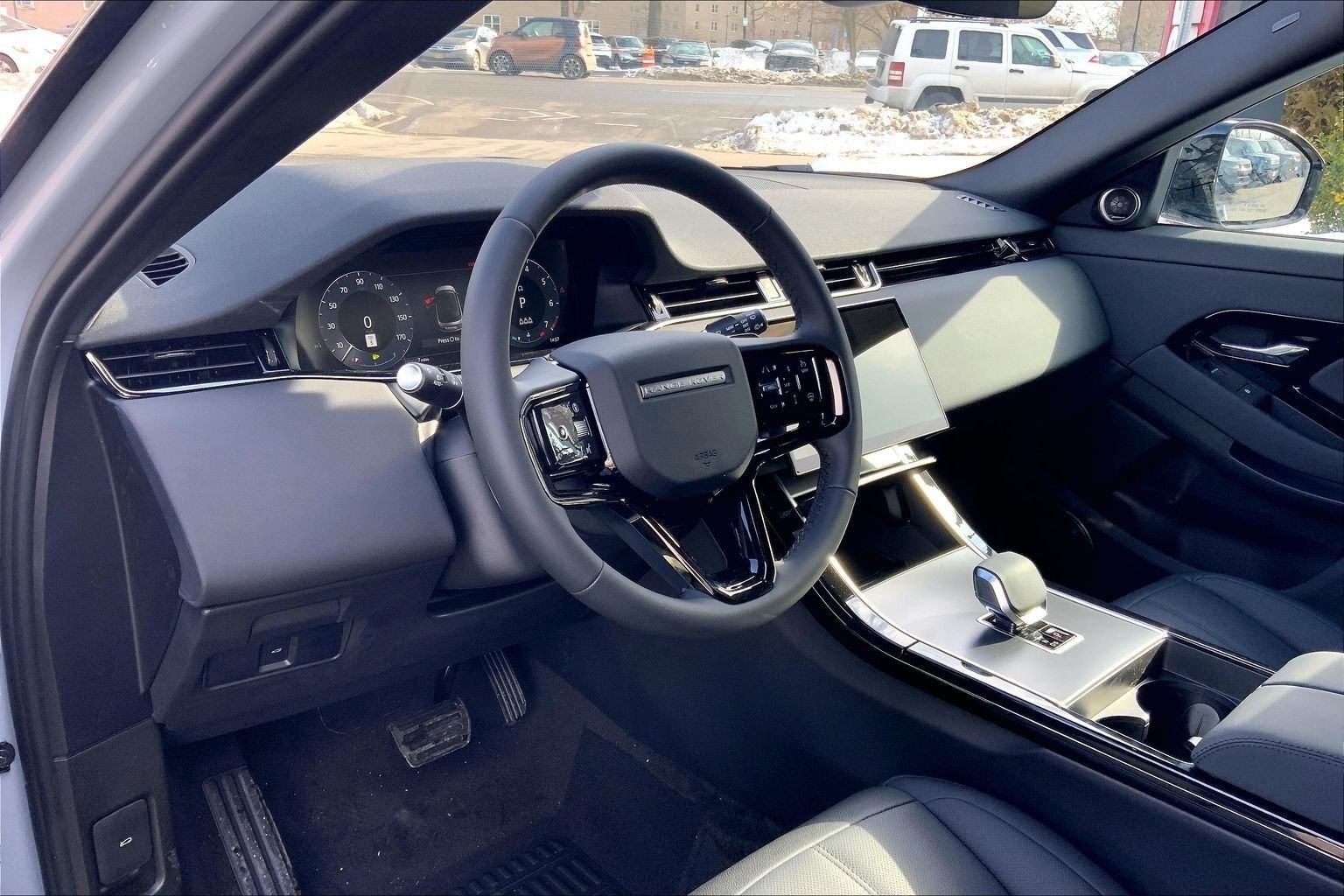 New 2026 Arroios Grey Land Rover S image 8
