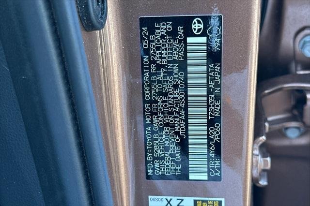 Certified Used 2025 BRONZE AGE* Toyota  image 29