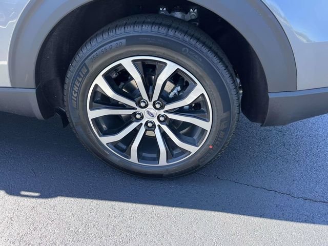 New 2026 Carbonized Gray Metallic Ford ST-Line image 6