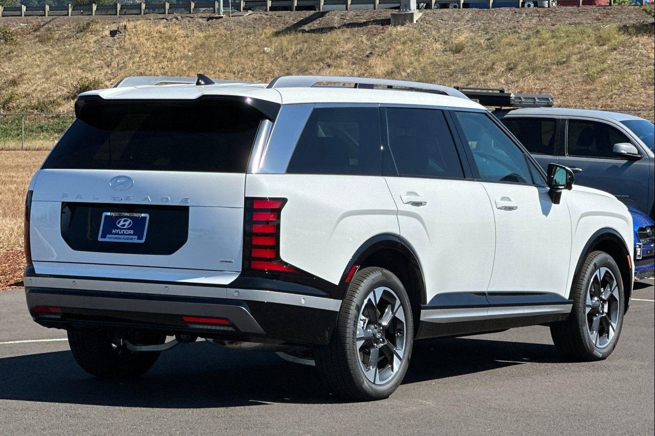2026 Hyundai Palisade Limited - Photo 3