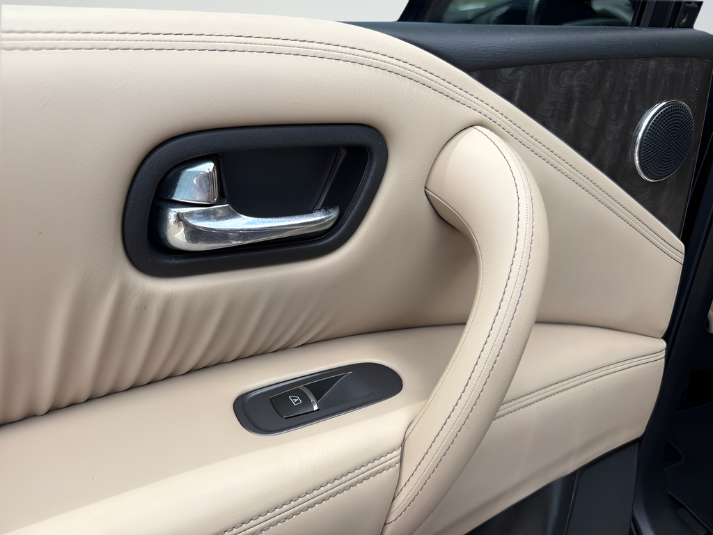 Used 2021 Blue Nissan Platinum image 23