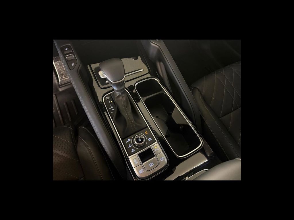 Used 2025 Black Kia SX-Prestige X-Line image 24
