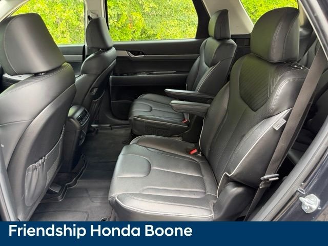 Used 2024 White Hyundai SEL image 32