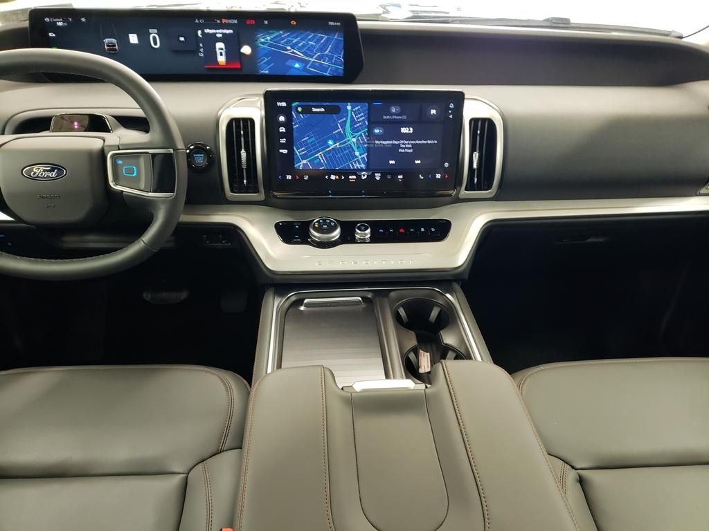 2025 Ford Expedition Active - Photo 18
