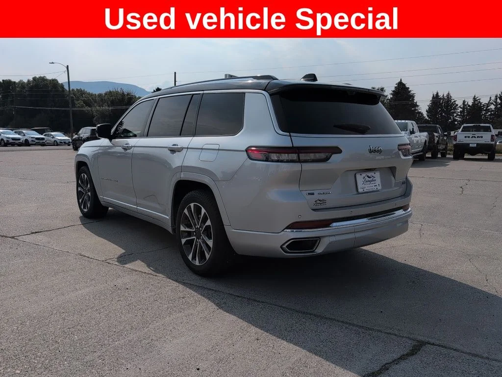 Used 2022 Silver Jeep Overland image 7