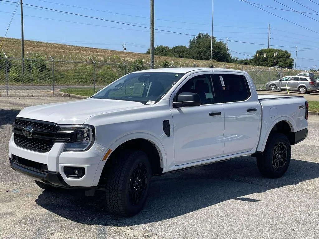 New 2026 White Ford XLT image 7