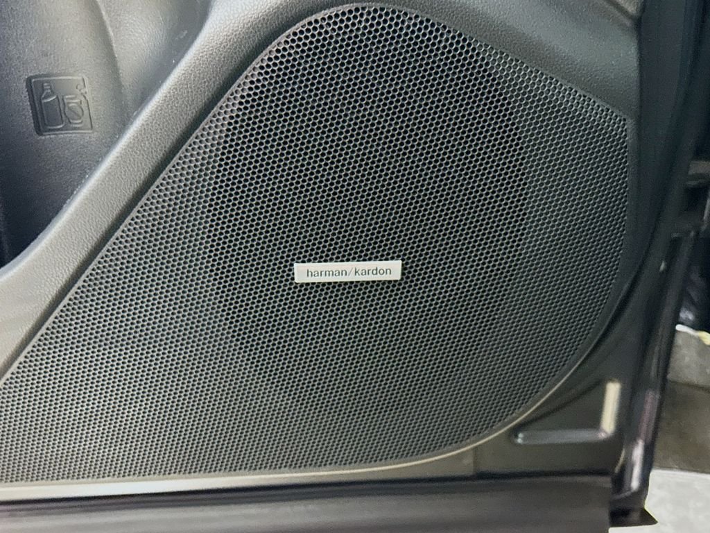 Used 2022 Magnetite Gray Metallic Subaru Touring image 18