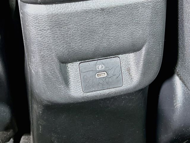 2024 Nissan Versa Sedan SR - Photo 33