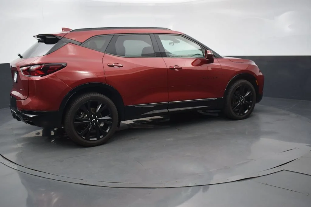 Used 2019 CAJUN RED TINTCOAT Chevrolet RS image 6