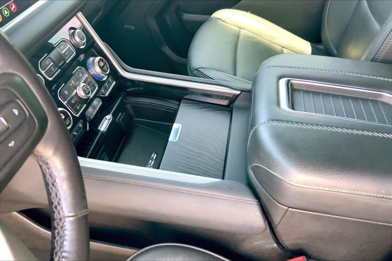 Used 2021 Onyx Black GMC Denali image 17