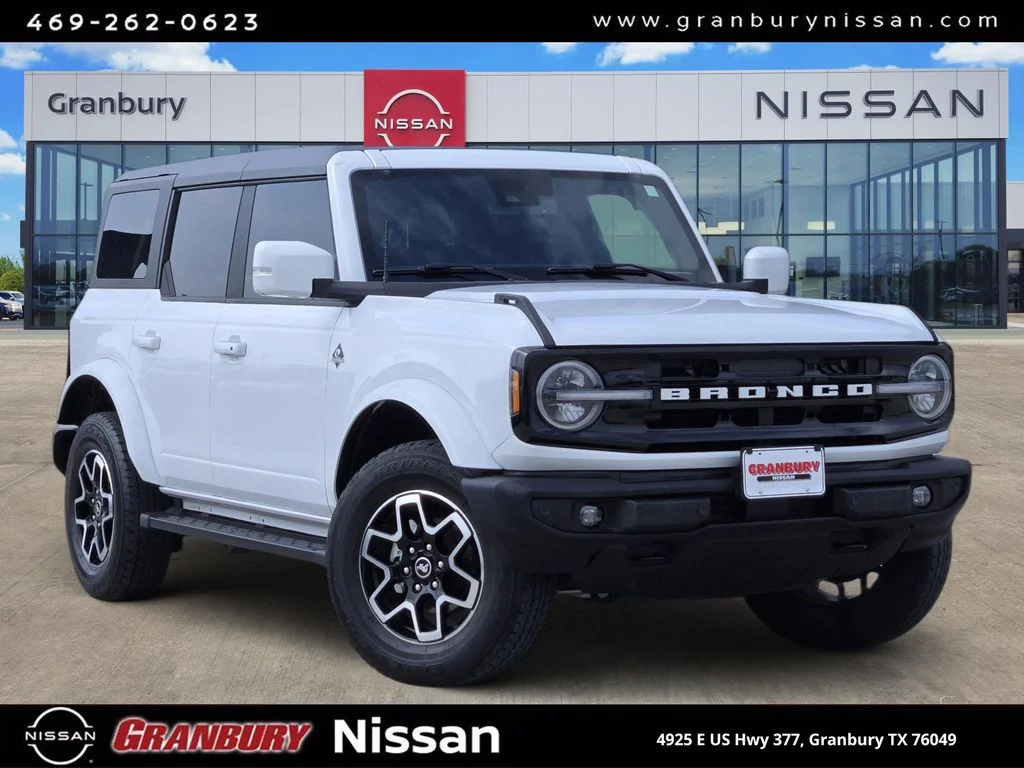 2023 Ford Bronco Outer Banks 4x4's photo
