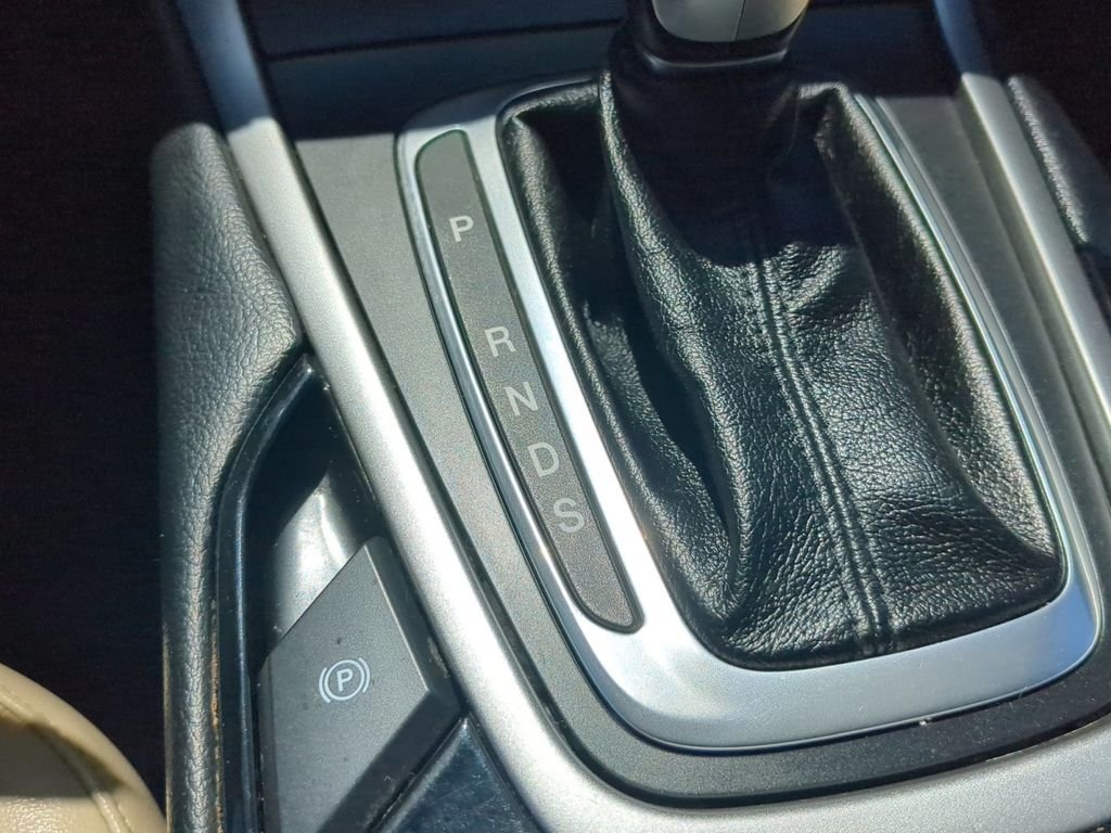 Used 2017 Gold Ford SEL image 27