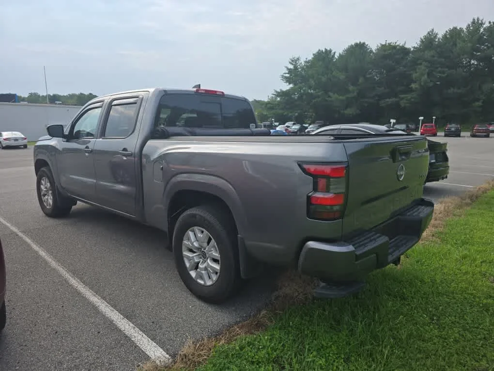 Used 2024 Gun Metallic Nissan SV image 6
