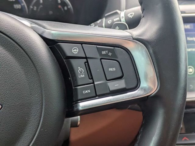 Used 2019 Silver Jaguar 30t Portfolio image 26