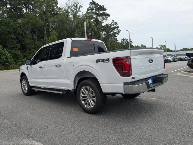 New 2026 Oxford White Ford Lariat image 36