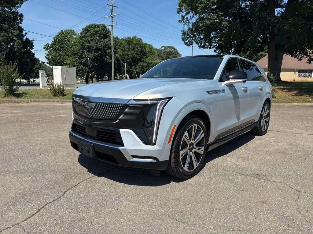 2025 Cadillac Escalade IQ Luxury 1 AWD's photo