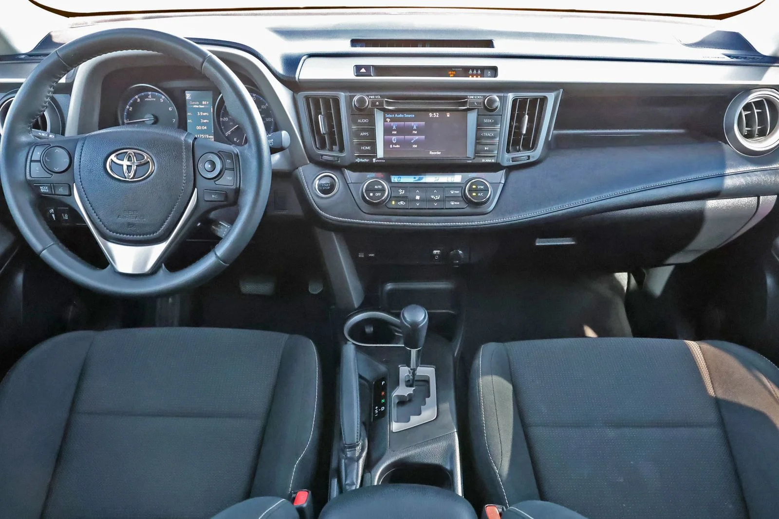 Used 2017 Gray Toyota XLE image 2