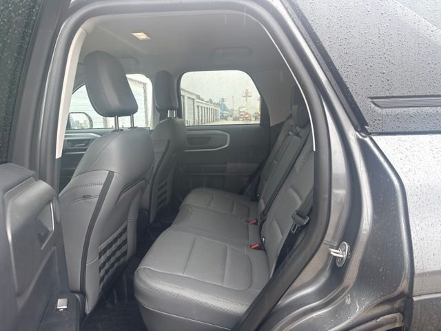 Used 2025 Gray Ford Badlands image 4