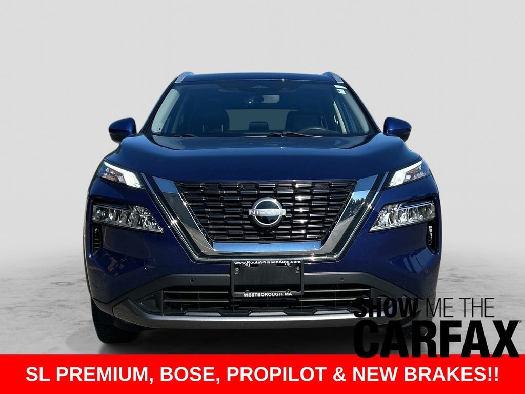 Used 2023 Blue Nissan SL image 8