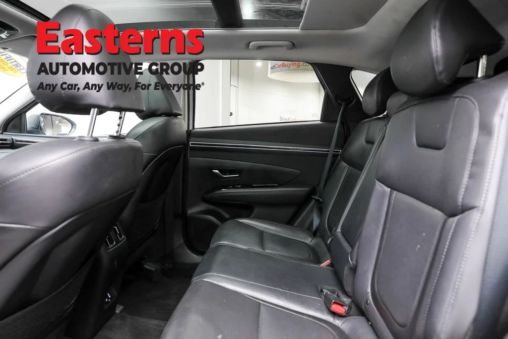 Used 2023 White Hyundai Limited image 21