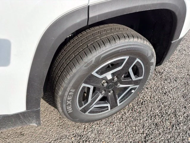 New 2026 White Jeep Laredo image 6