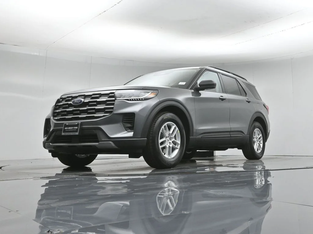 New 2026 Carbonized Gray Metallic Ford Active image 44