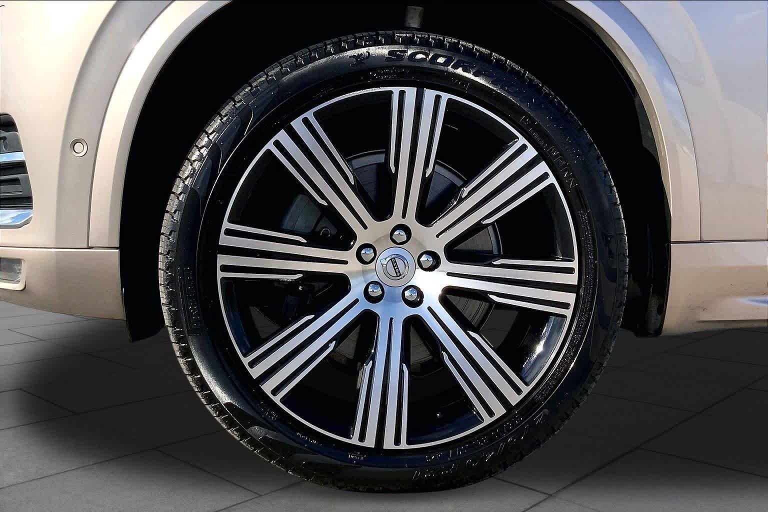 Used 2025 Bright Dusk Metallic Volvo Plus image 11