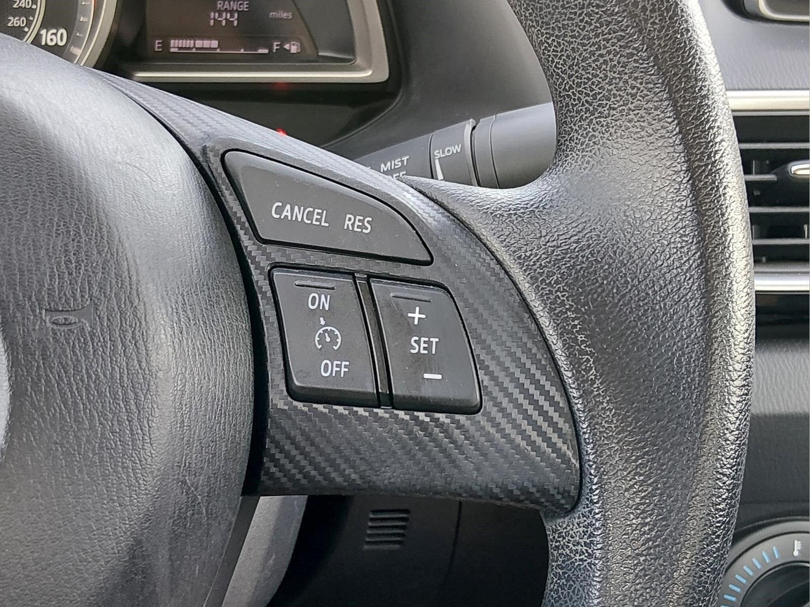 Used 2015 Blue Reflex Mica Mazda i Sport image 27
