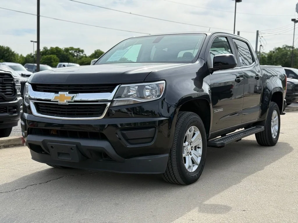 Used 2020 Black Chevrolet LT image 2
