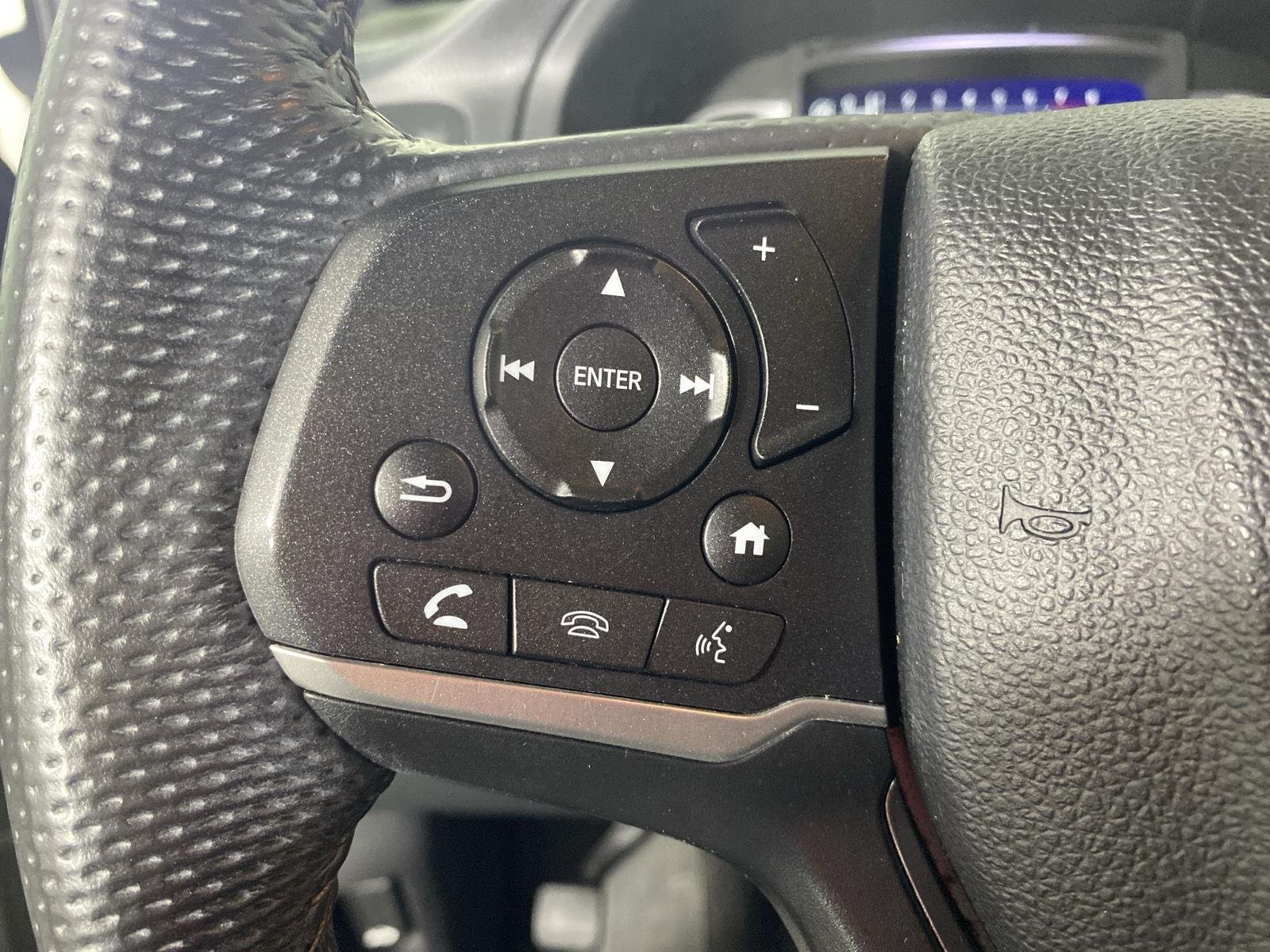 Used 2023 Lunar Silver Metallic Honda EX-L image 16
