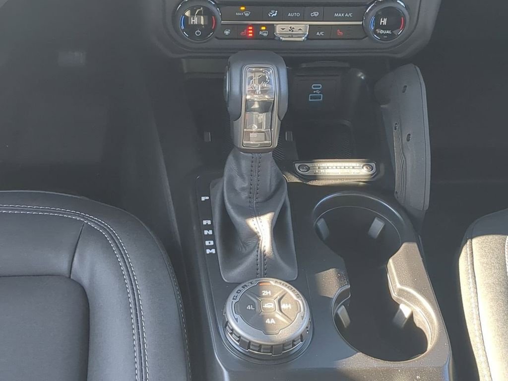 New 2025 Carbonized Gray Metallic Ford Badlands® image 46