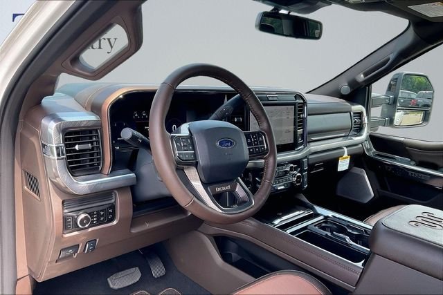 New 2026 Star White Metallic Tri-Coat Ford F-250® King Ranch® image 6