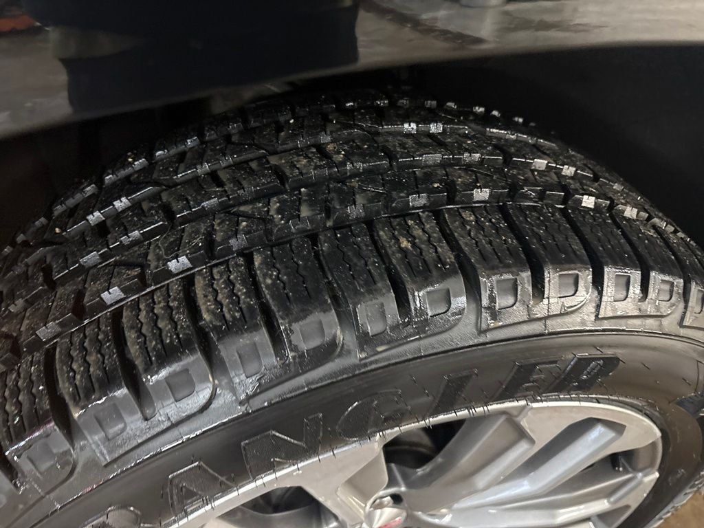 Used 2021 Black GMC Denali image 12
