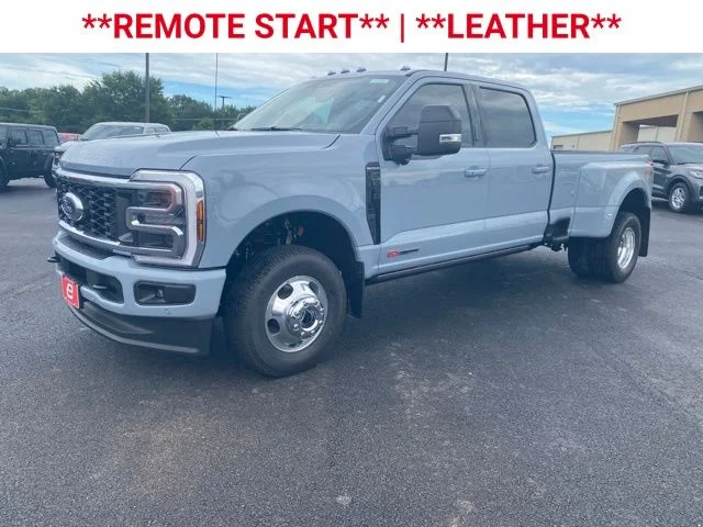 New 2026 Glacier Gray Metallic Tri-Coat Ford F-350® Platinum® image 3