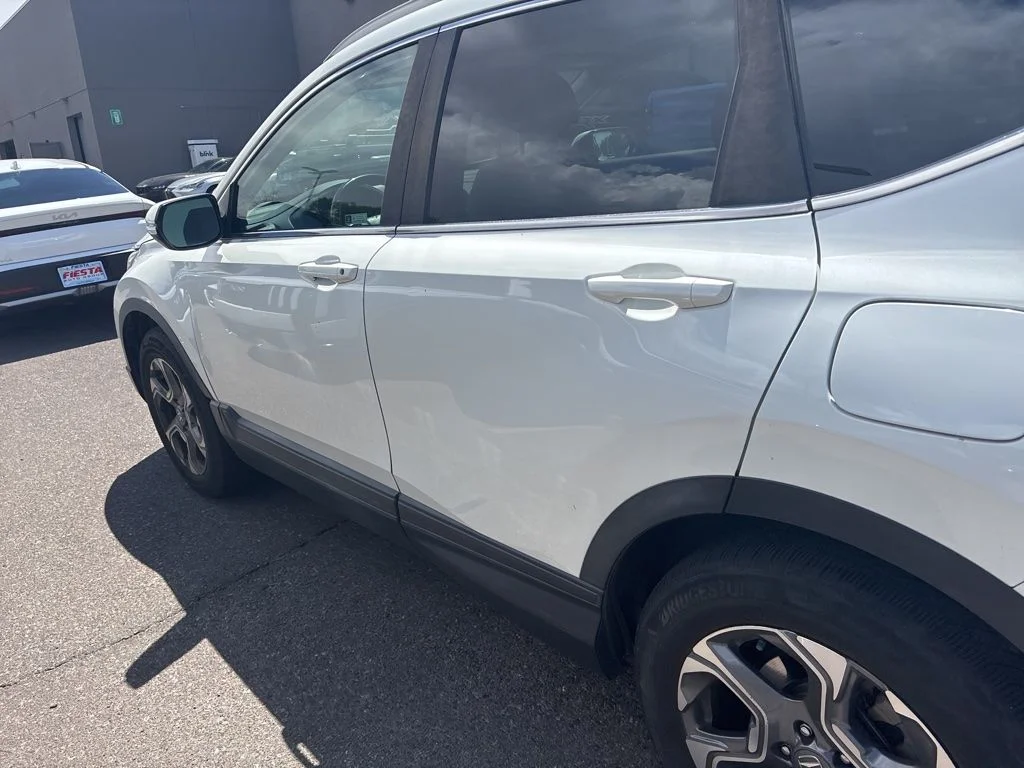 Used 2018 White Honda EX-L image 27