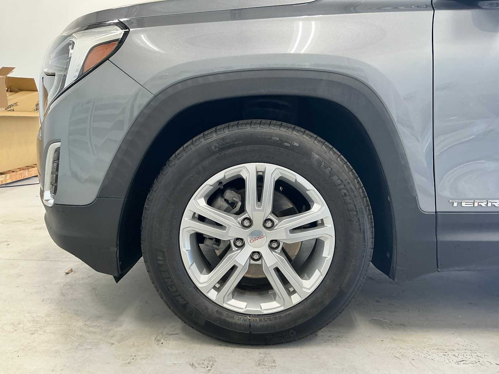 Used 2020 Satin Steel Metallic GMC SLE image 8