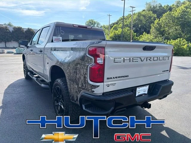 New 2026 White Sands Chevrolet Custom Trail Boss image 4